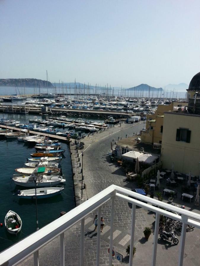 Casa Geltrude Al Porto Villa Procida Luaran gambar